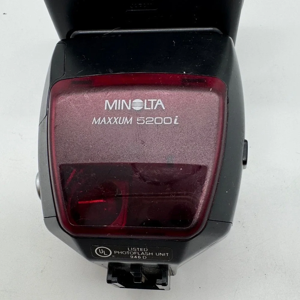 Minolta Maxxum 5200i Program Flash for Maxxum SLR Cameras Black